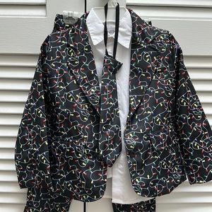 New with tags Holiday lights boys 4 piece suit